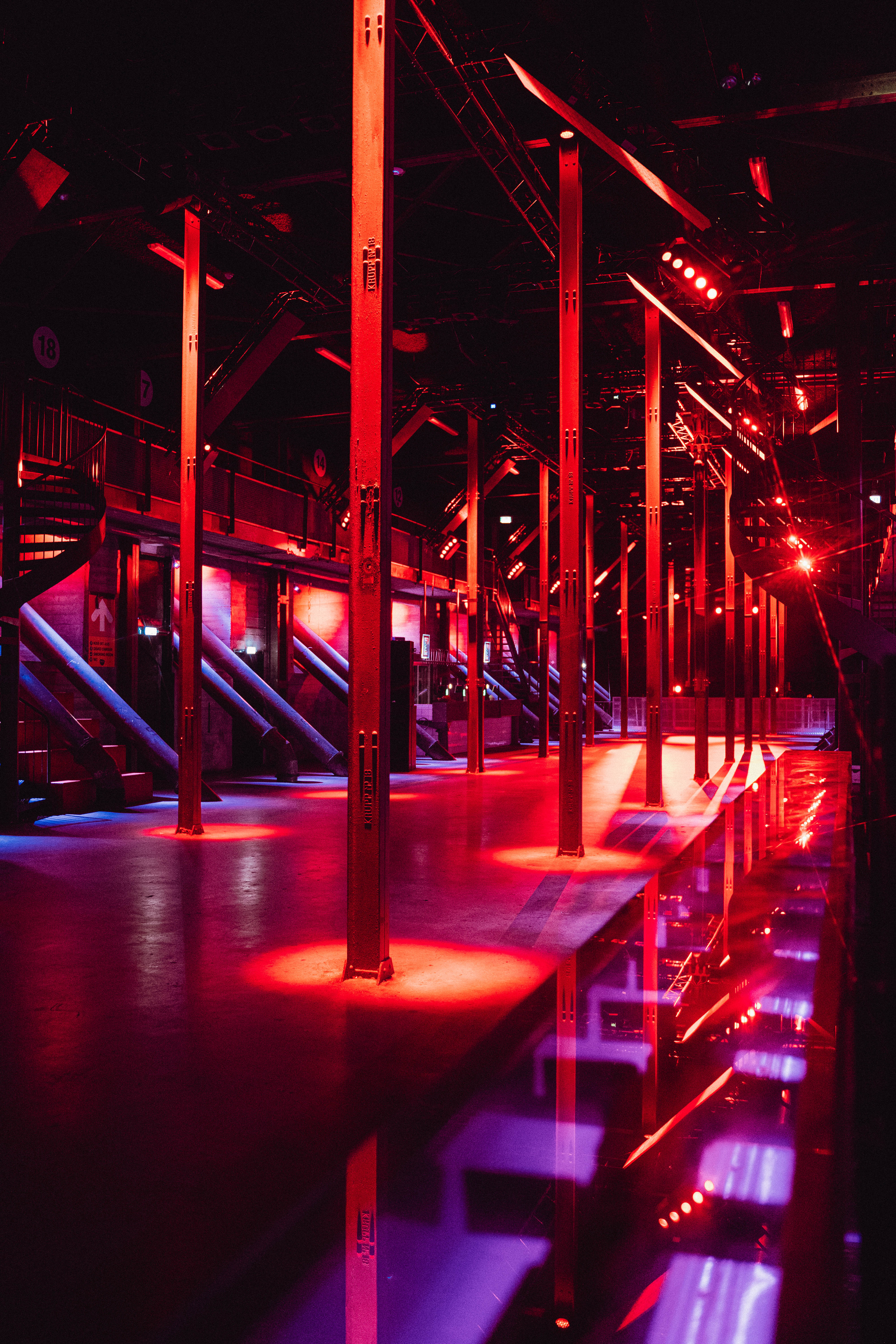 Inside Now&Wow club, Rotterdam